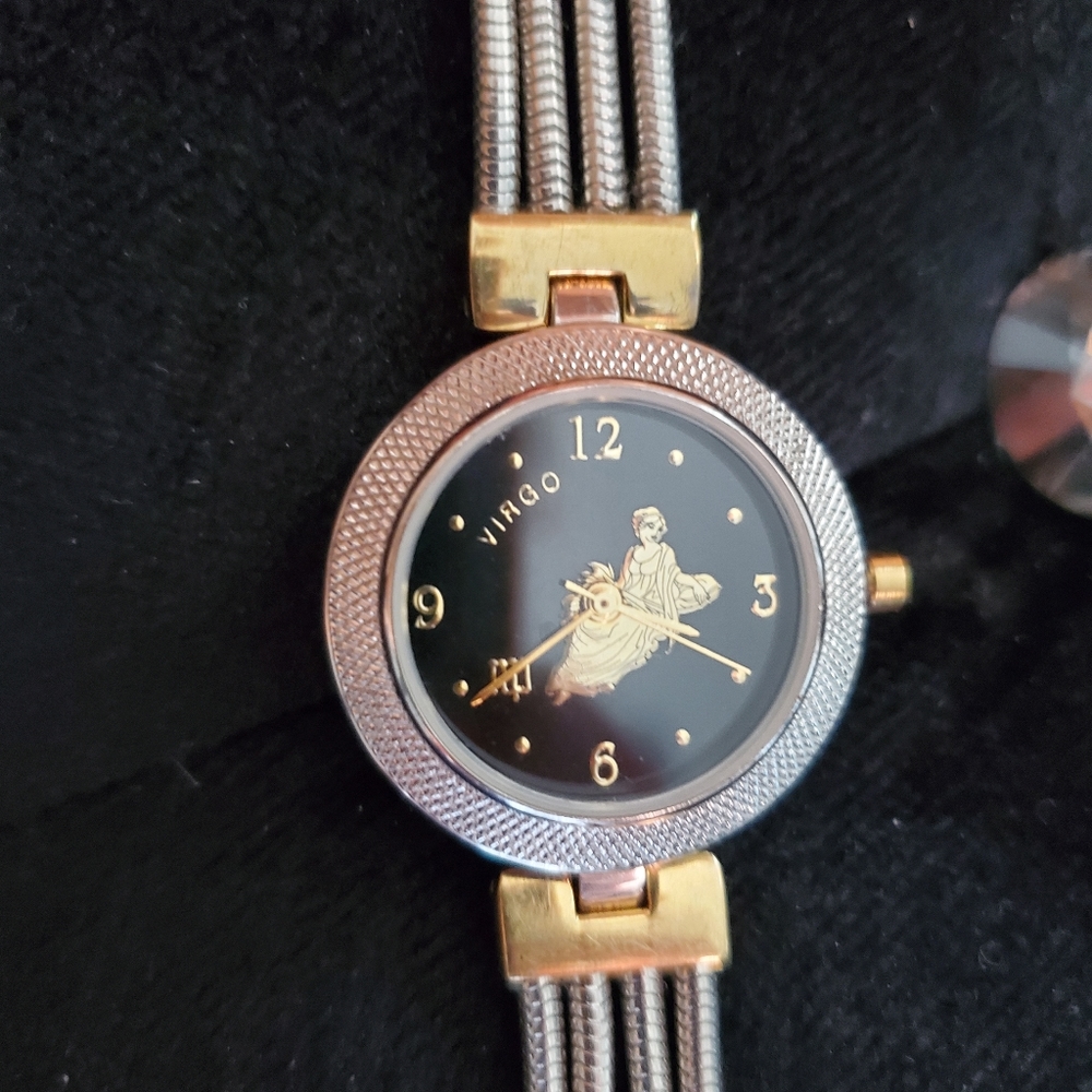Watch - Picture 2 of 4